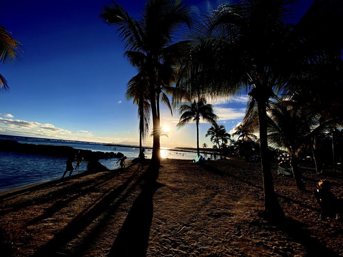 Le Paradis Zen 1Er Etage Et Rdc Vue Plage Et Mer Ste Anne Sainte-Anne  Dış mekan fotoğraf